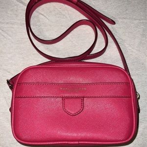 Marc Jacobs crossbody purse with adjustable strap